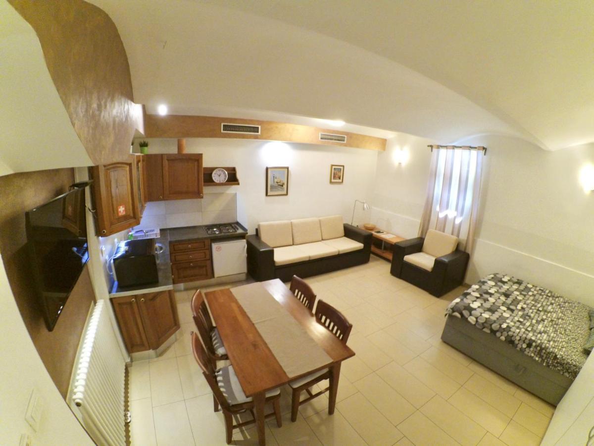 Carla Studio Apartment Zagreb Dış mekan fotoğraf